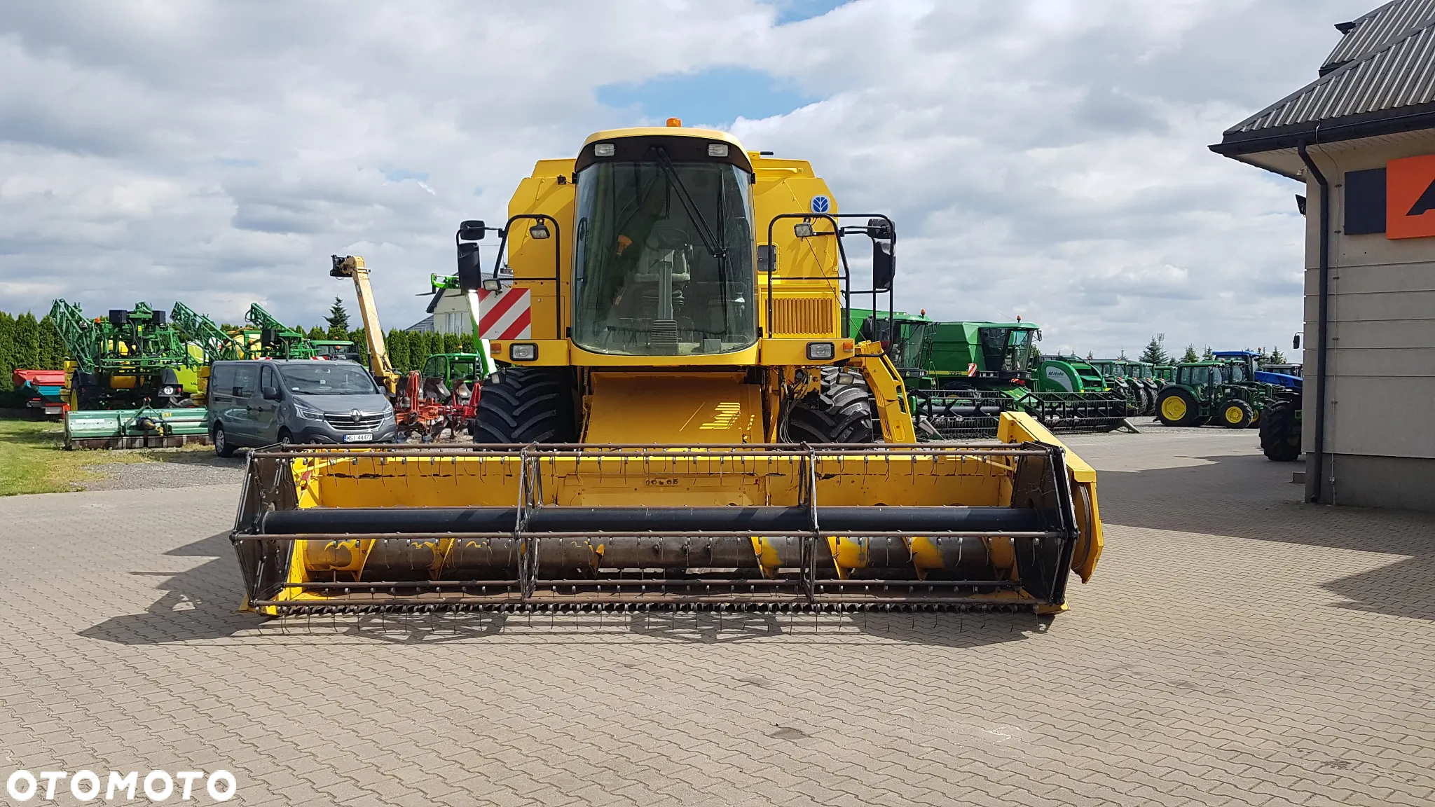 New Holland TX 64 PLUS 2001R - 2