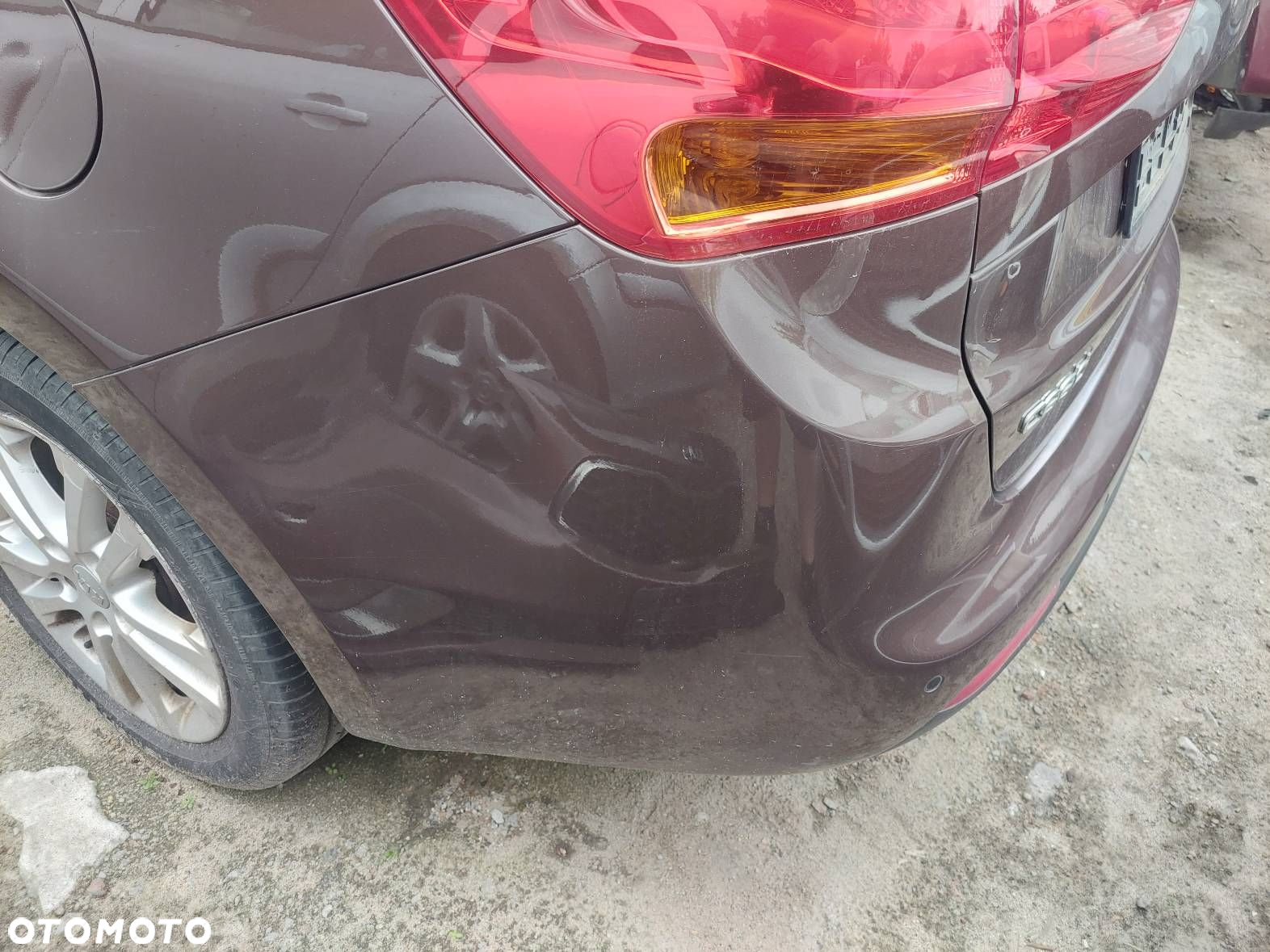 KOMPLETNY TYŁ KLAPA ZDERZAK LAMPA KIA CEED II J5N - 2