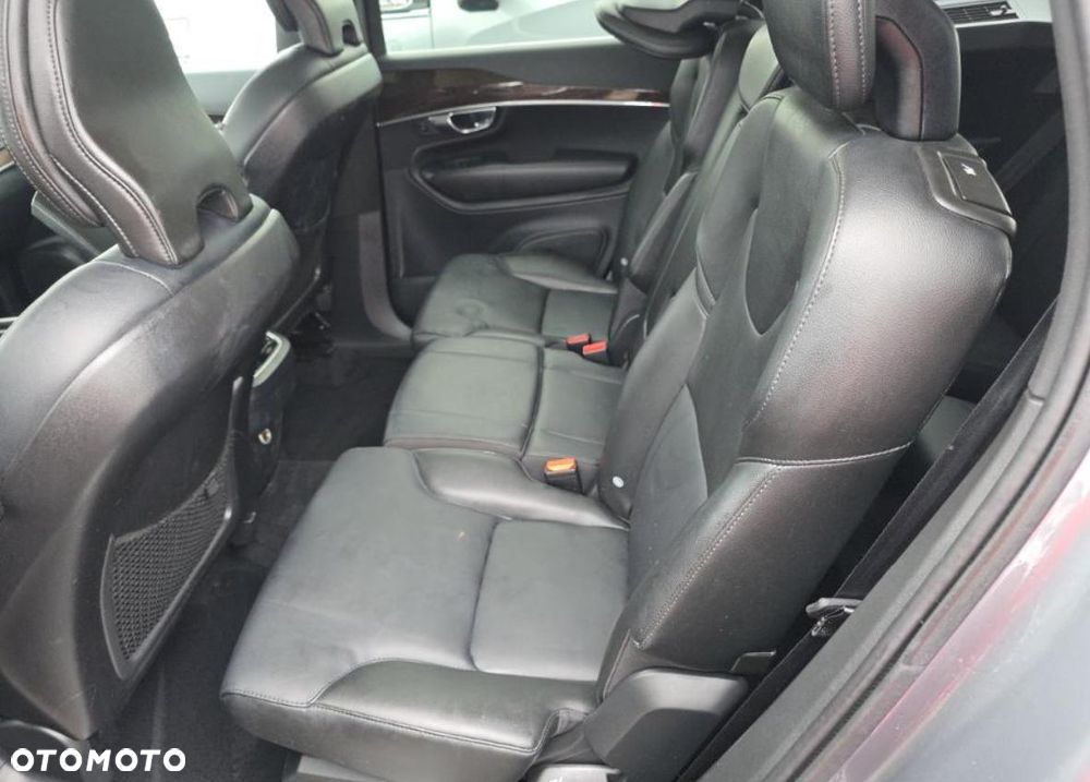 Volvo XC 90 T5 AWD Geartronic Momentum - 11