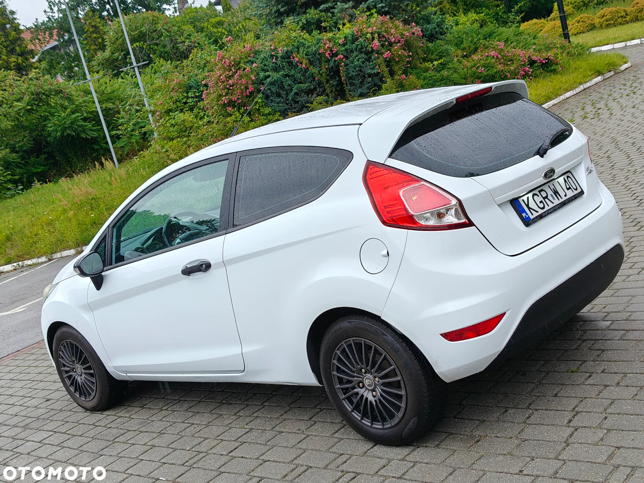 Ford Fiesta 1.5 TDCi Ambiente - 13