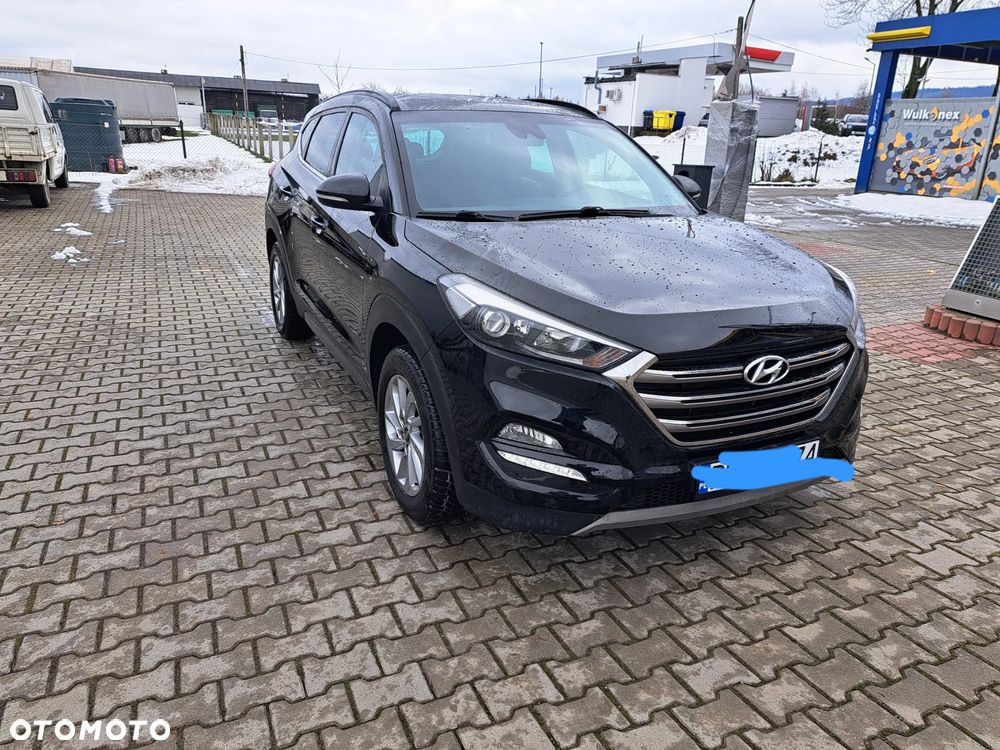 Hyundai Tucson blue 1.7 CRDi 2WD Intro Edition - 10