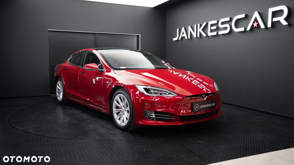 Tesla Model S Performance