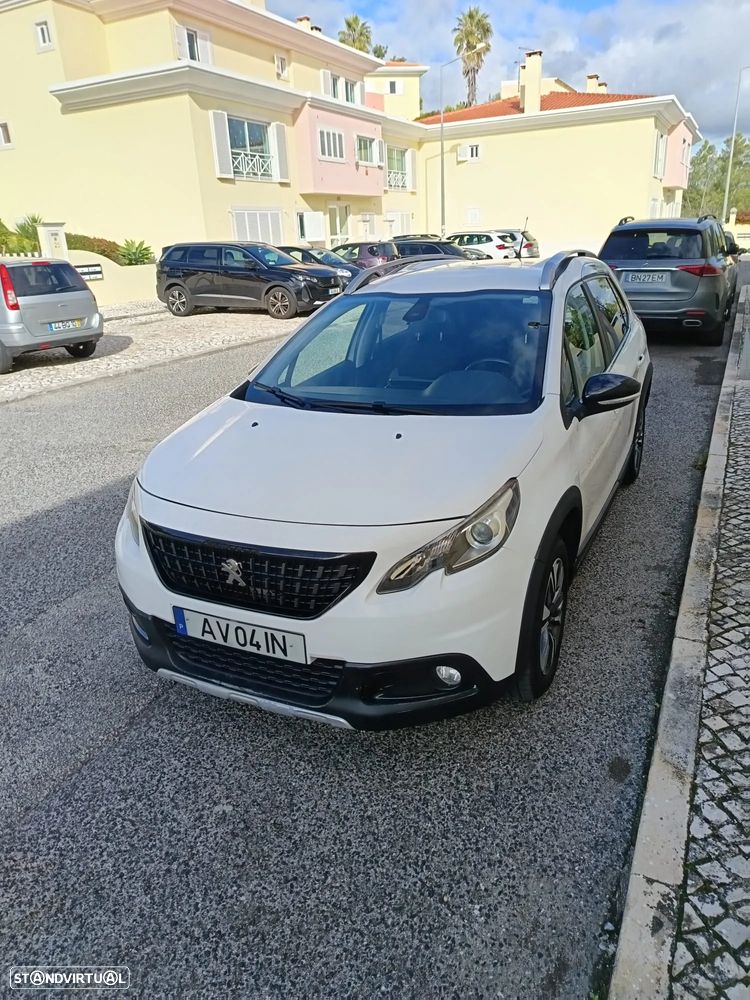 Peugeot 2008 1.2 PureTech Allure EAT6 - 3