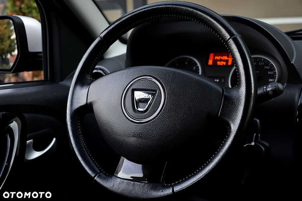 Dacia Duster 1.6 16V 4x2 Prestige - 17
