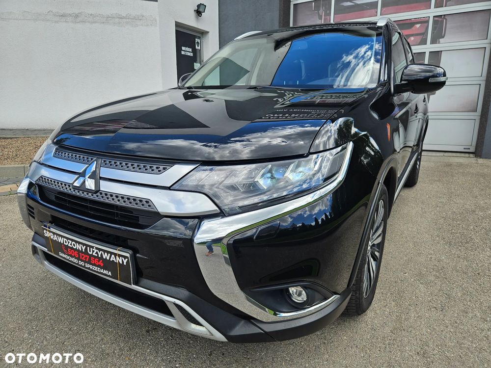 Mitsubishi Outlander 2.0 Intense + Navi 4WD CVT - 4