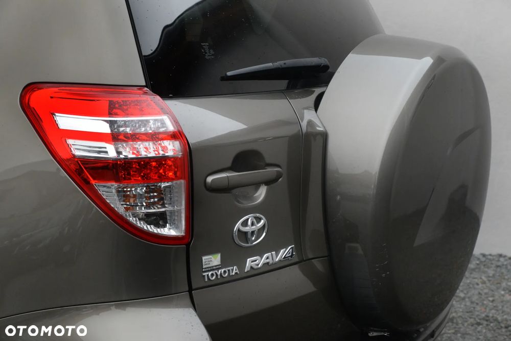 Toyota RAV4 2.0 VVT-i Premium MS - 15