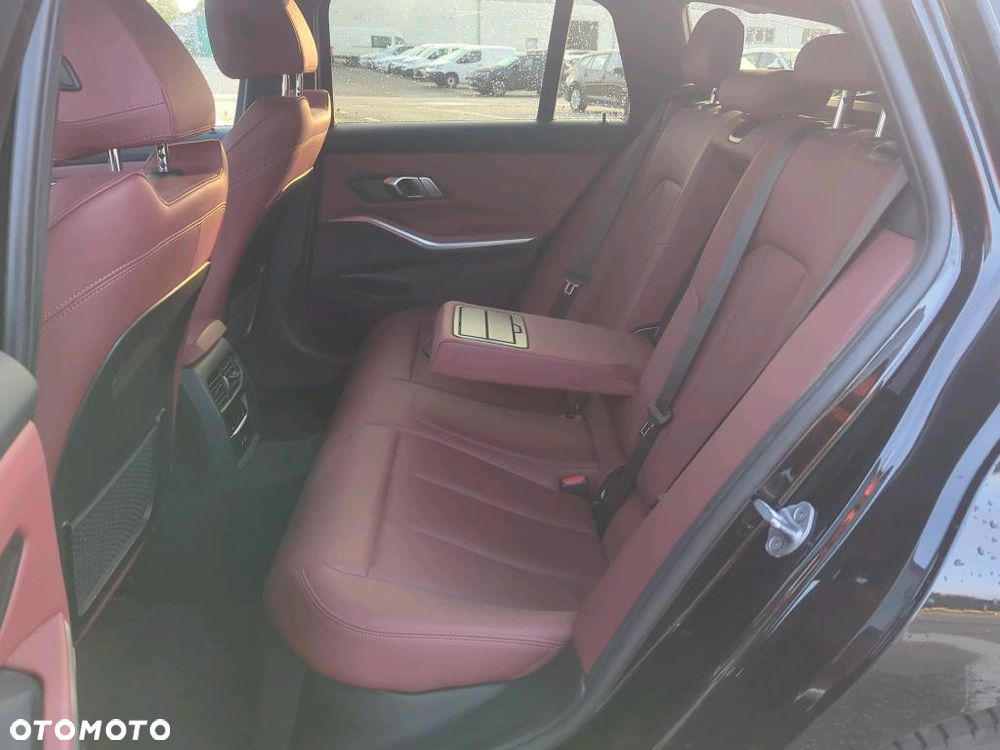 BMW Seria 3 318i Luxury Line sport - 8