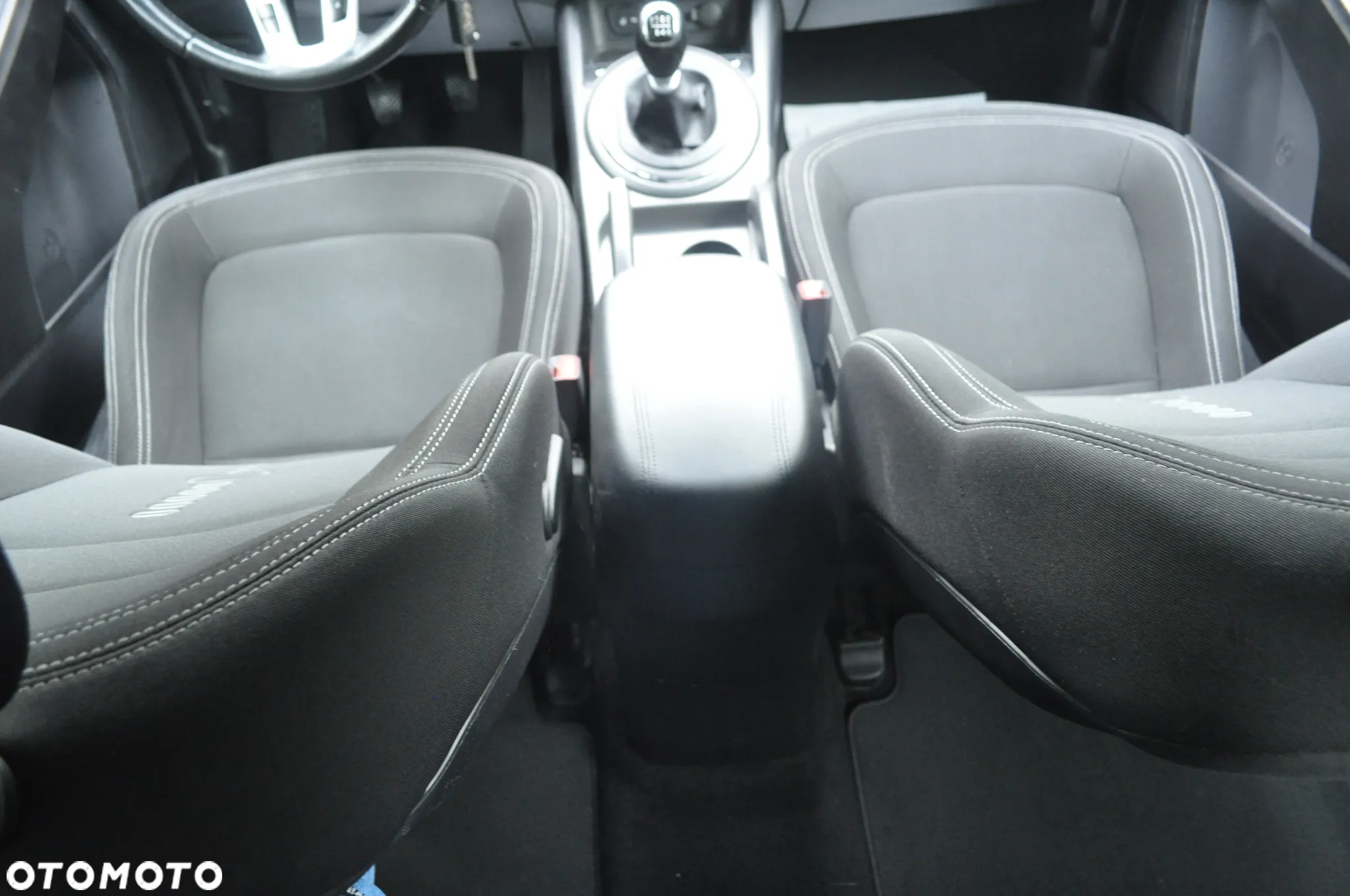 Kia Sportage 1.6 GDI Business Line 2WD - 27
