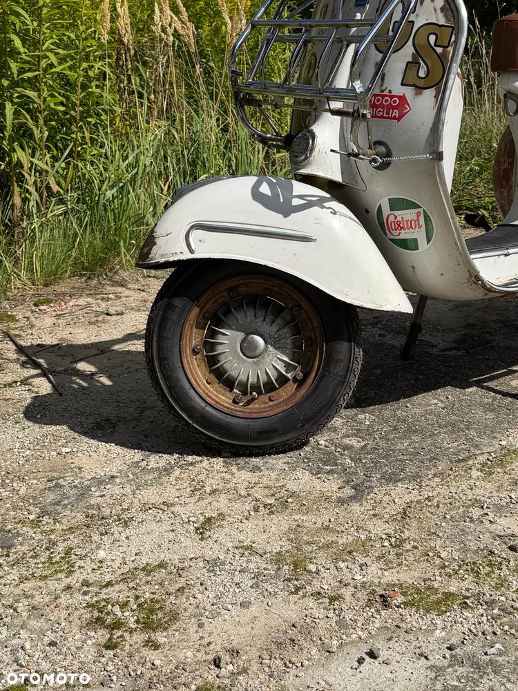 Vespa GS - 25