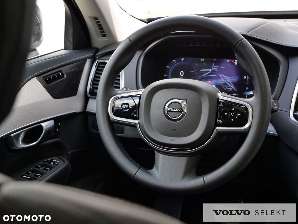 Volvo XC 90 - 20