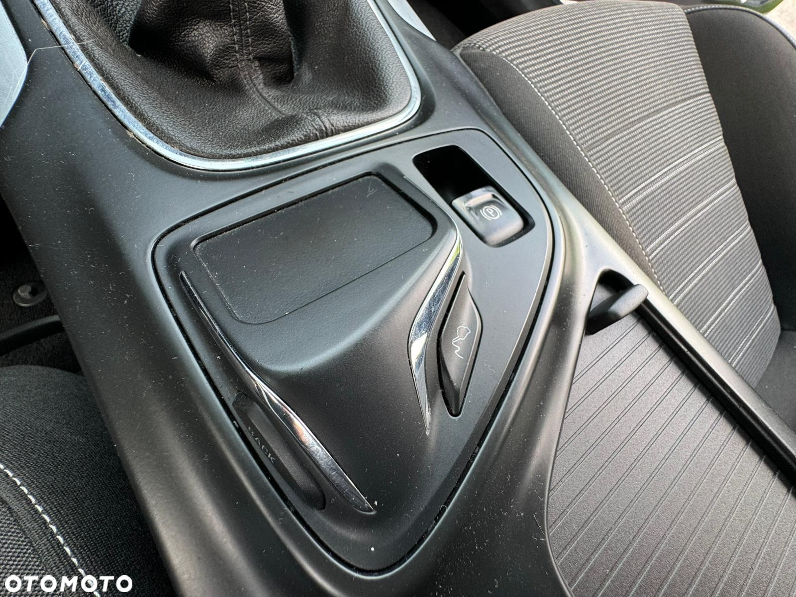 Opel Insignia 2.0 CDTI Innovation - 35