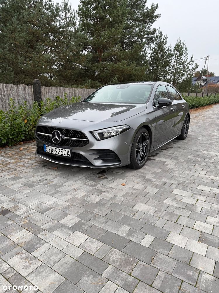 Mercedes-Benz Klasa A 220 4-Matic AMG Line 7G-DCT - 12