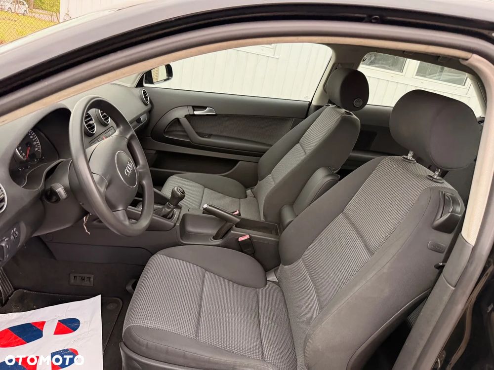Audi A3 3-drzwiowe 1.6 FSI S Line Sportpaket plus - 14