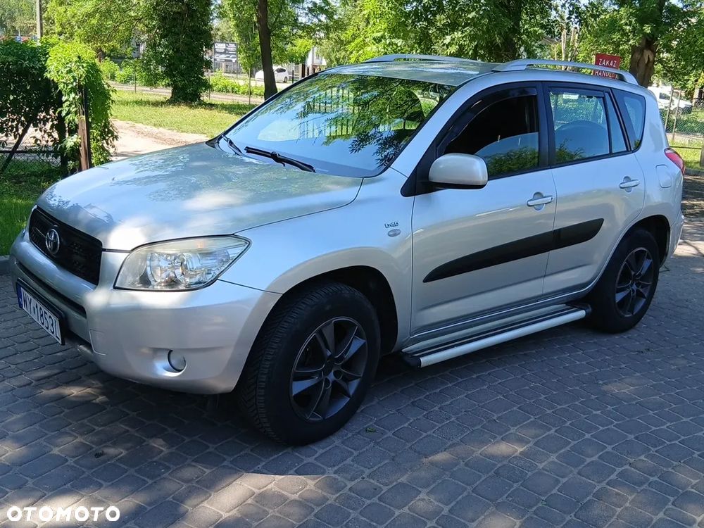 Toyota RAV4 2.2 D-4D Sol - 3