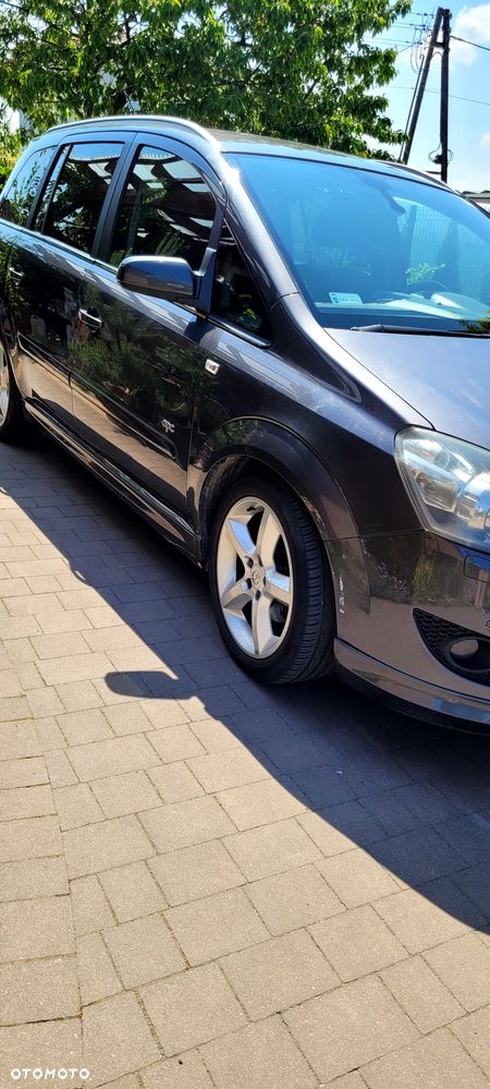 Opel Zafira 1.8 - 2