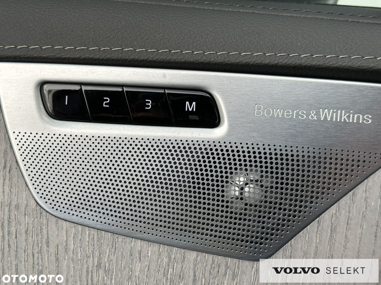 Volvo XC 90 - 26