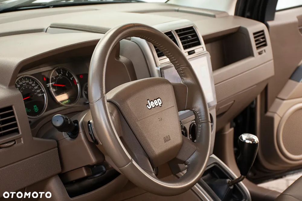 Jeep Compass 2.4 Sport - 24