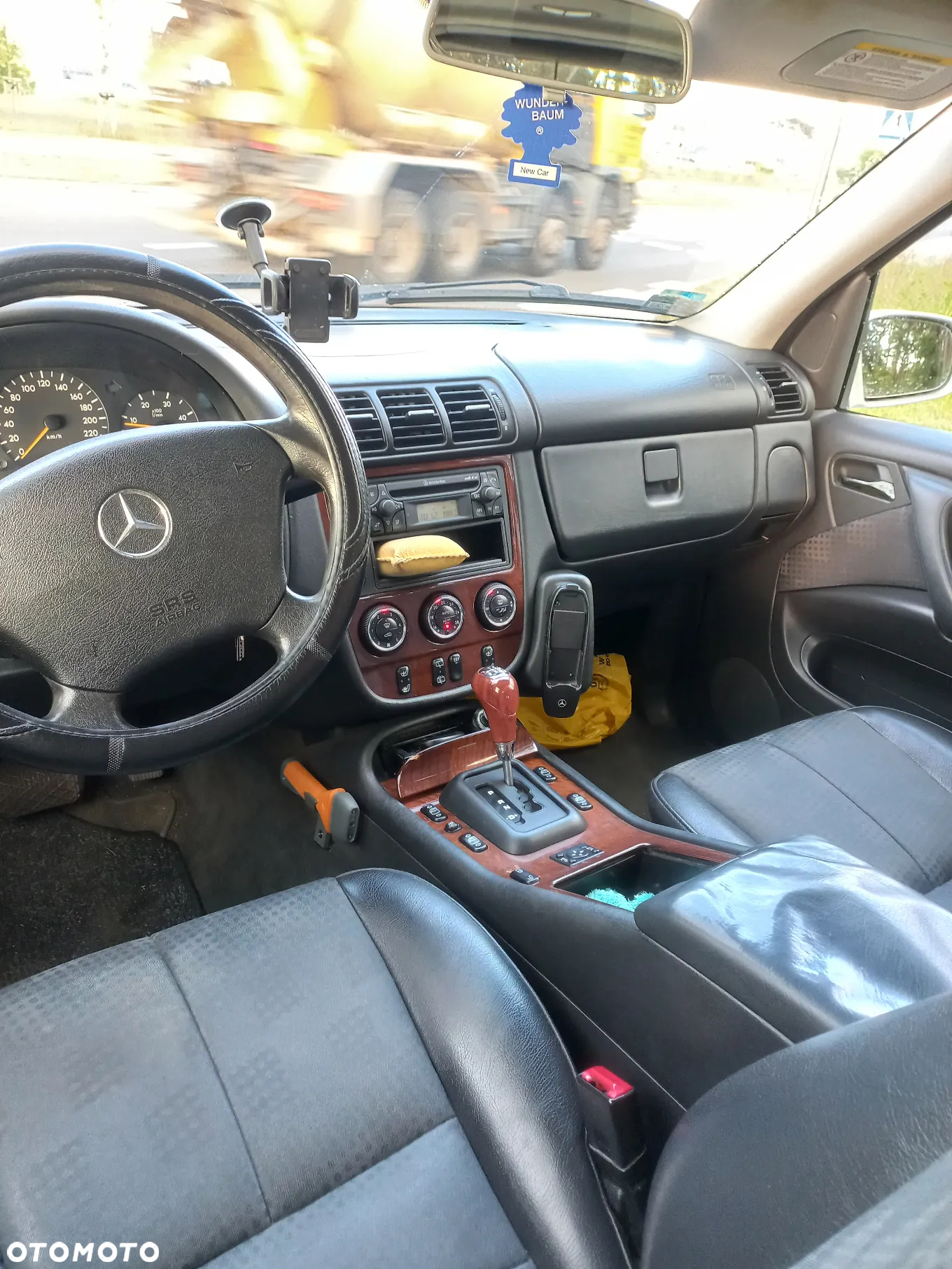 Mercedes-Benz ML - 6