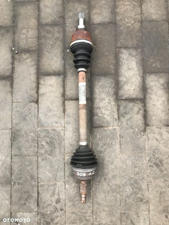 Półoś lewa krótka Peugeot 208 1.2