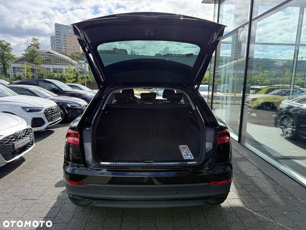 Audi Q8 - 11