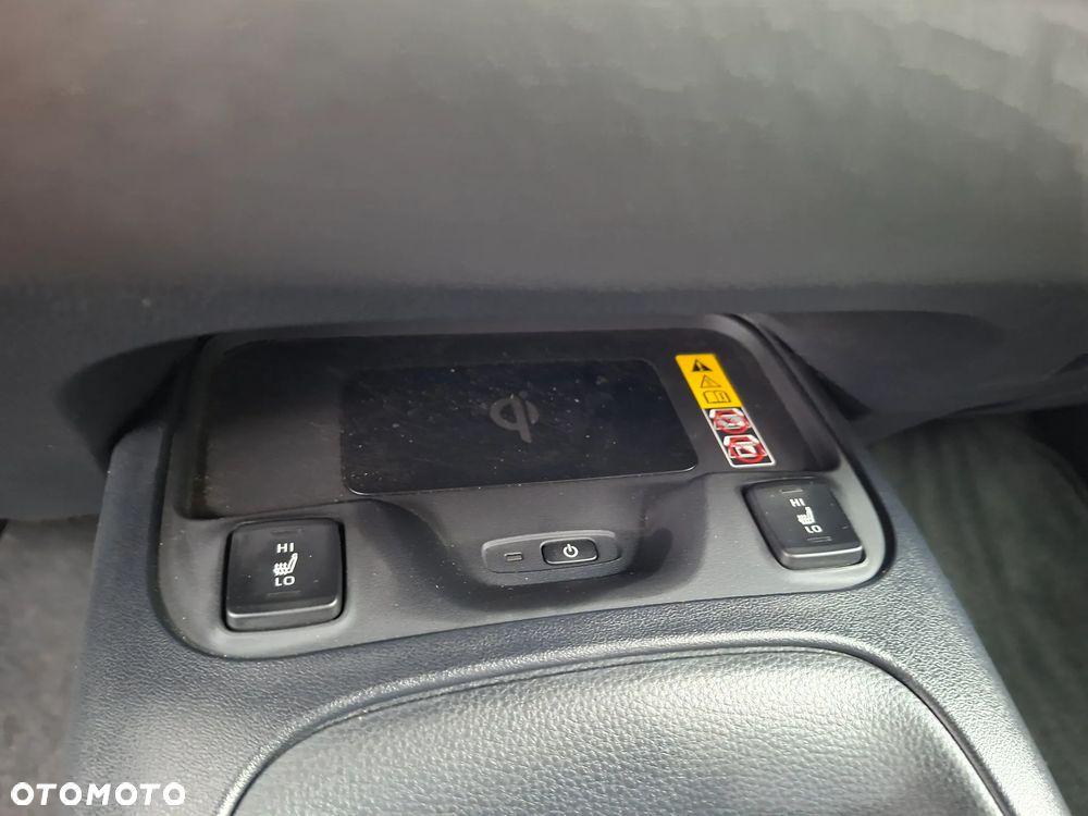 Toyota Corolla 1.8 Hybrid Active - 4