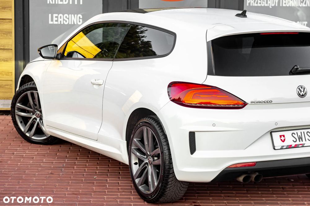 Volkswagen Scirocco 2.0 TSI (BlueMotion Technology) DSG - 12