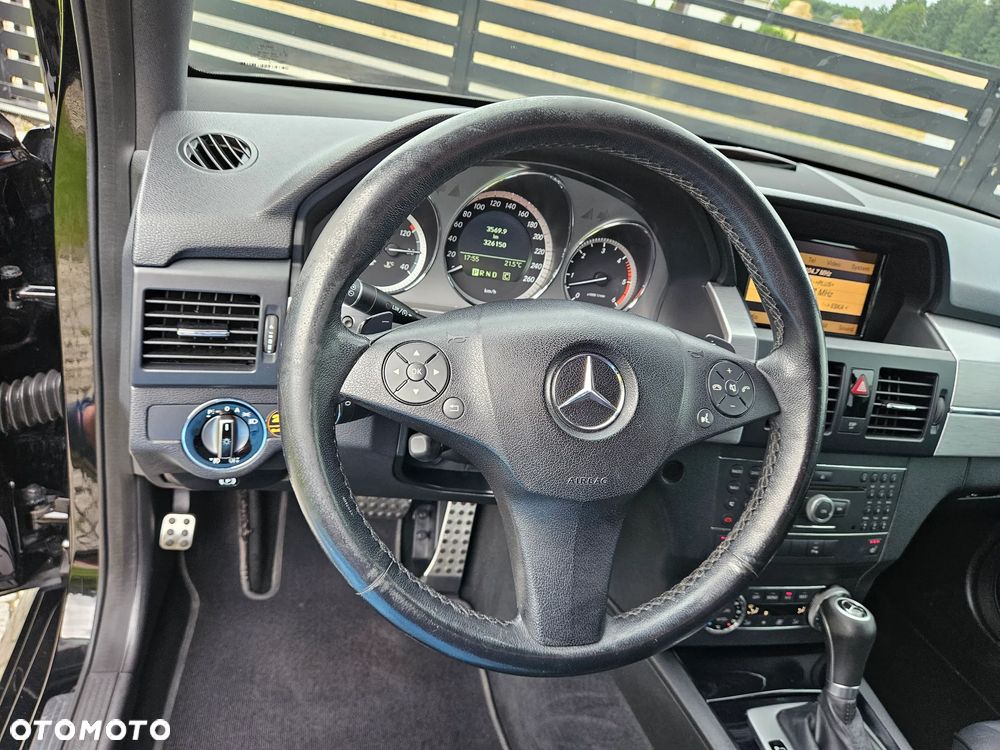 Mercedes-Benz GLK 350 CDI DPF 4Matic 7G-TRONIC - 25