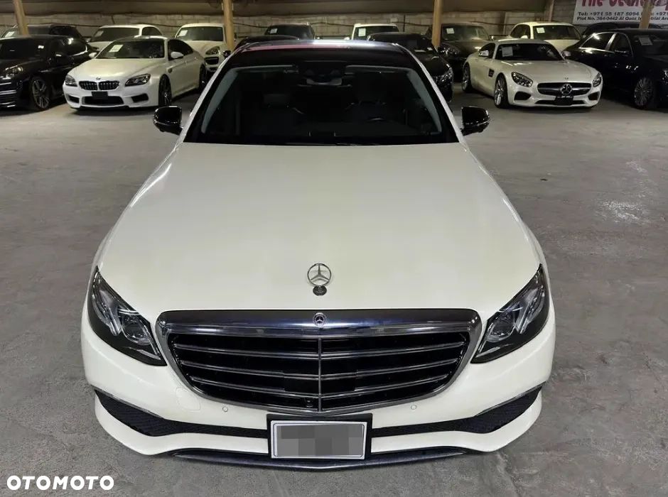 Mercedes-Benz Klasa E 400 7G-TRONIC - 9