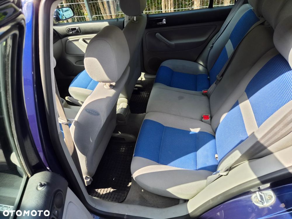 Volkswagen Golf 1.9 TDI - 10