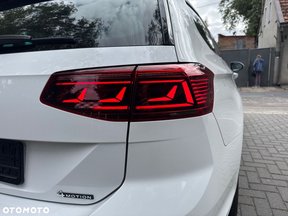 Volkswagen Passat - 10
