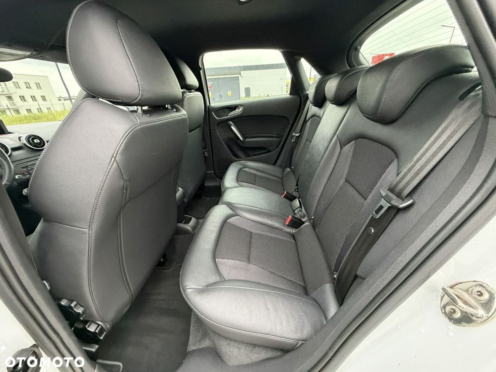 Audi A1 Sportback 1.6 TDI S line edition - 28