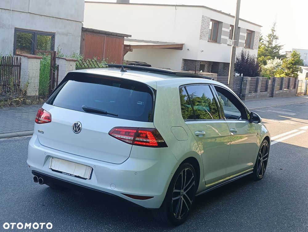 Volkswagen Golf GTD 2.0 TDI SCR DSG - 30