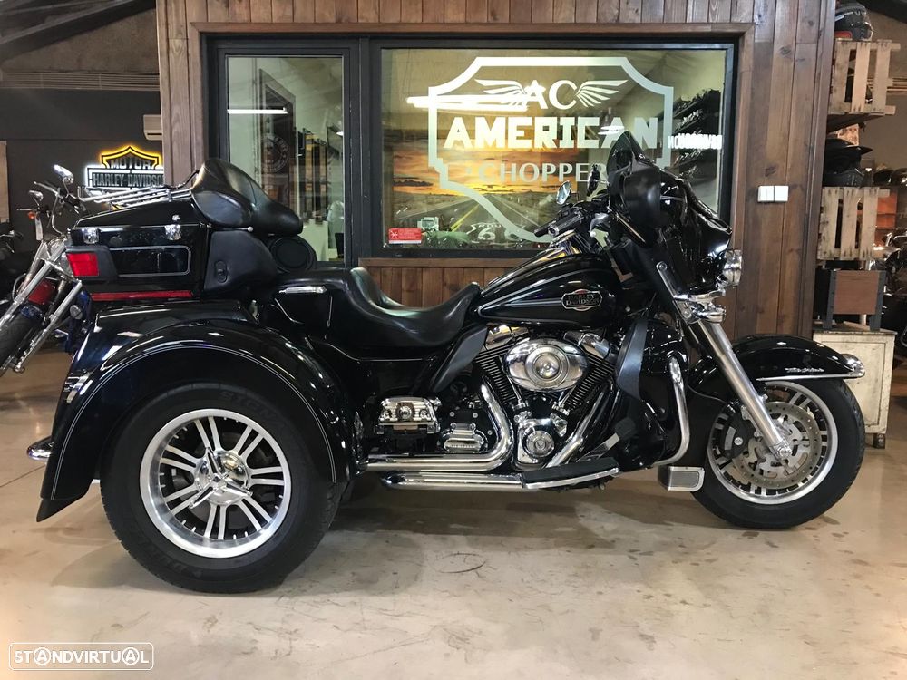 Harley-Davidson FLHTCU TRI GLIDE ULTRA CLASSIC - 1