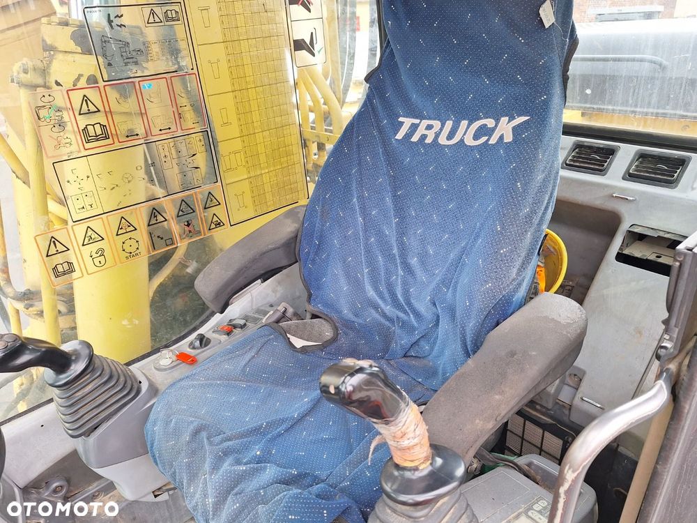 Komatsu Pw 200-7 4X4 - 13