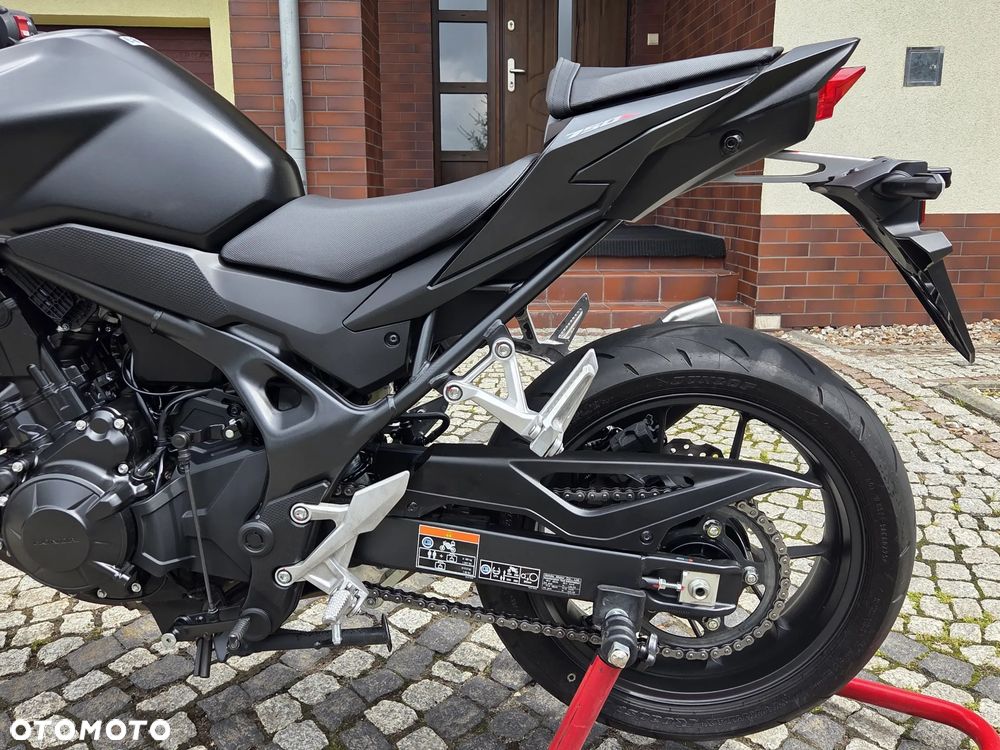 Honda CB - 8