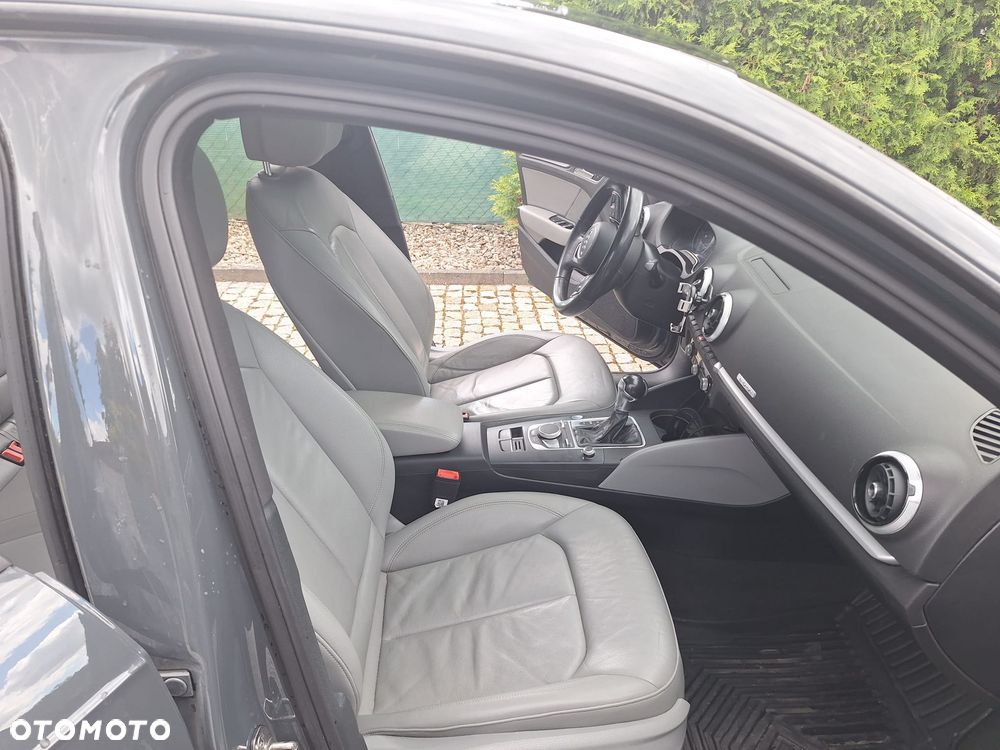 Audi A3 Sportback 1.4 TFSI e-tron S tronic - 10