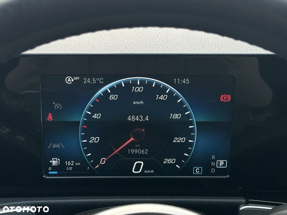 Mercedes-Benz GLB 200 d 4Matic 8G-DCT Progressive - 21