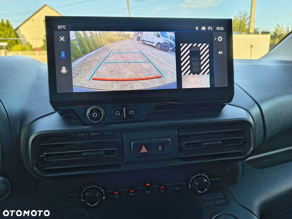 Opel Combo 1,5D 131KM - 19