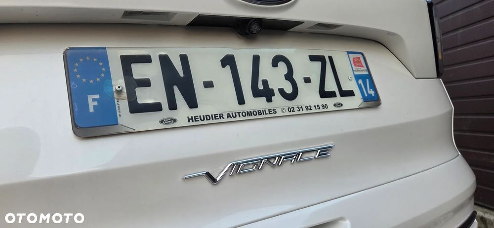 Ford Kuga - 12