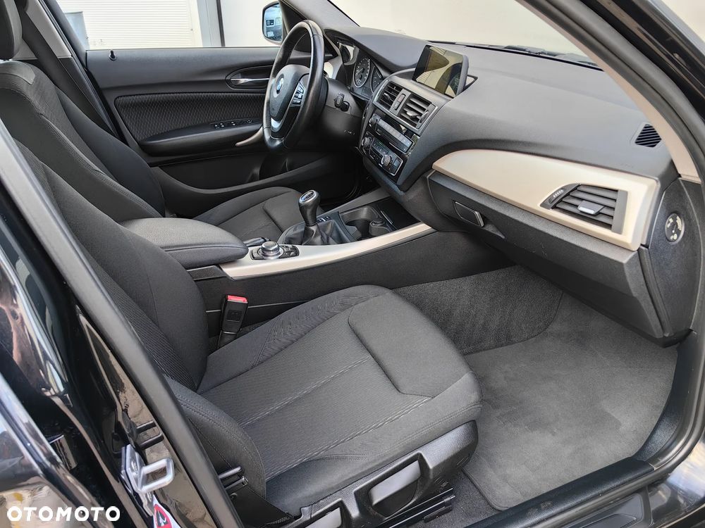 BMW Seria 1 116d EfficientDynamics Edition - 25