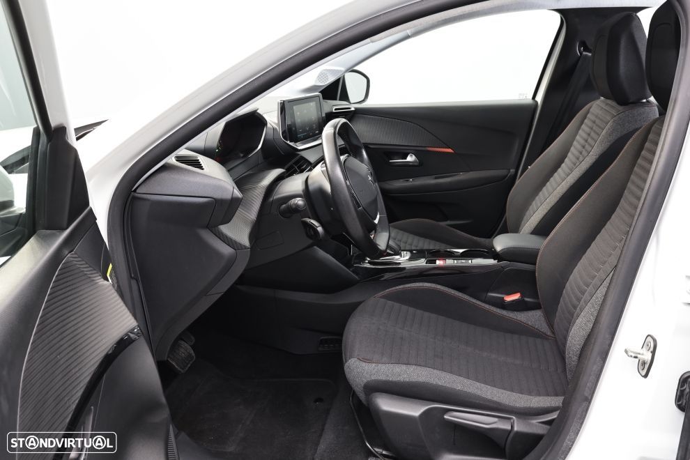 Peugeot e-208 50 kWh Active Pack - 22