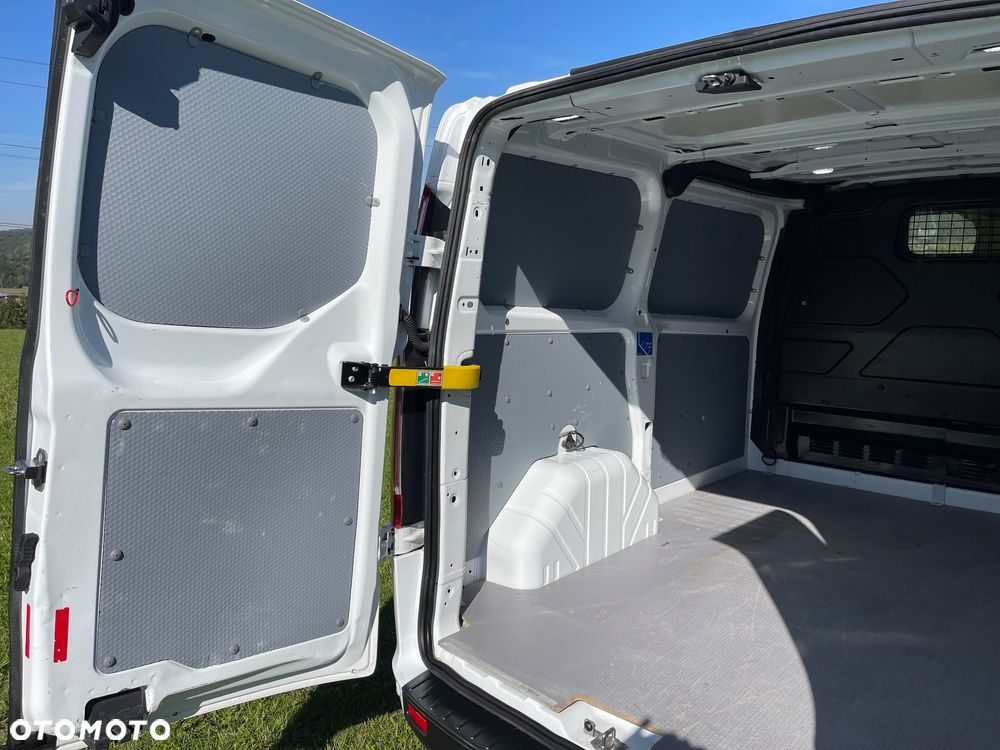 Ford Transit Custom - 24