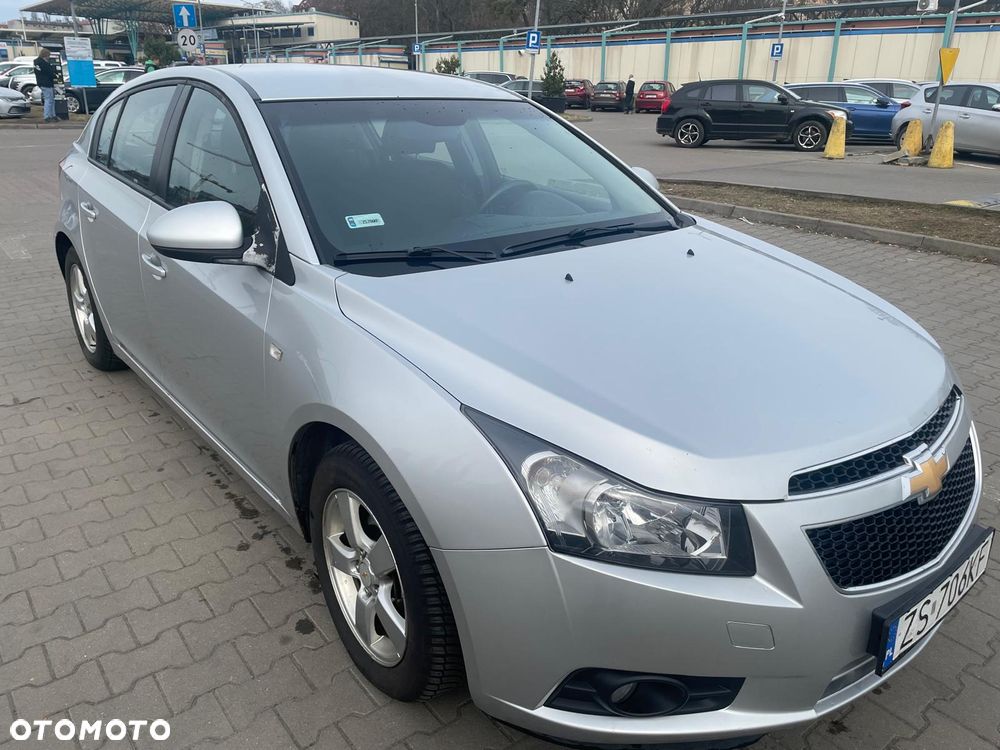 Chevrolet Cruze 1.8 LT - 2