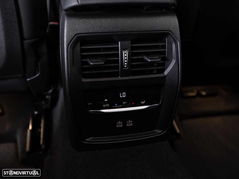 BMW 320 e Auto - 18