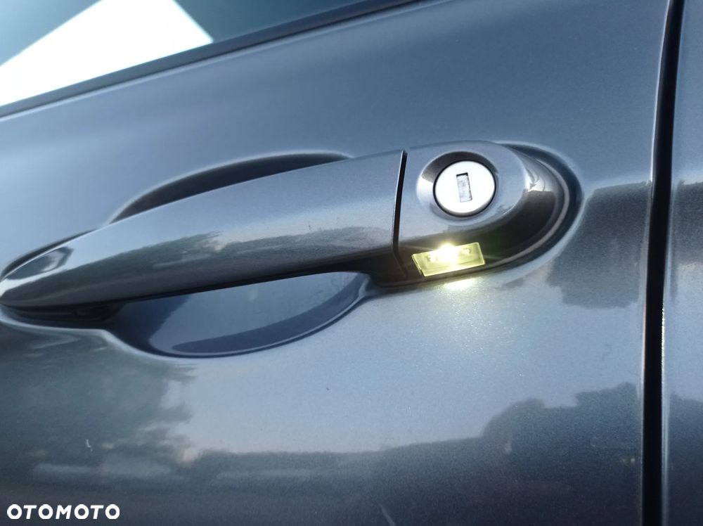 BMW Seria 3 - 20