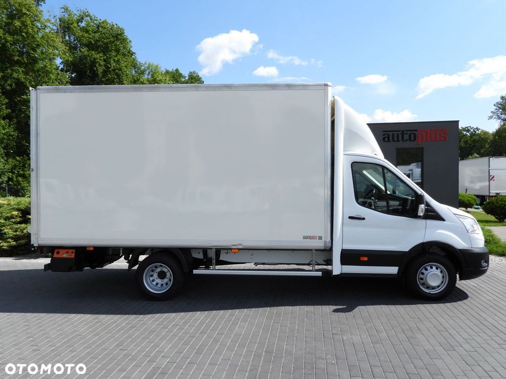 Ford TRANSIT KONTENER WINDA 8 PALET TEMPOMAT LEDY BLIŹNIACZE KOŁA KLIMATYZACJA  130KM - 8