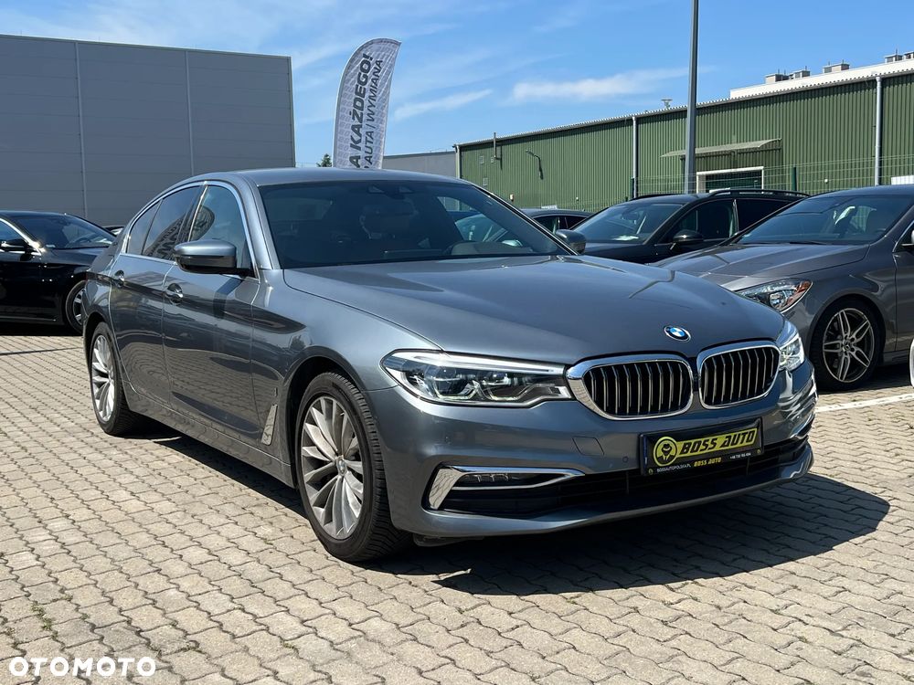 BMW 530E 2019 photo 2