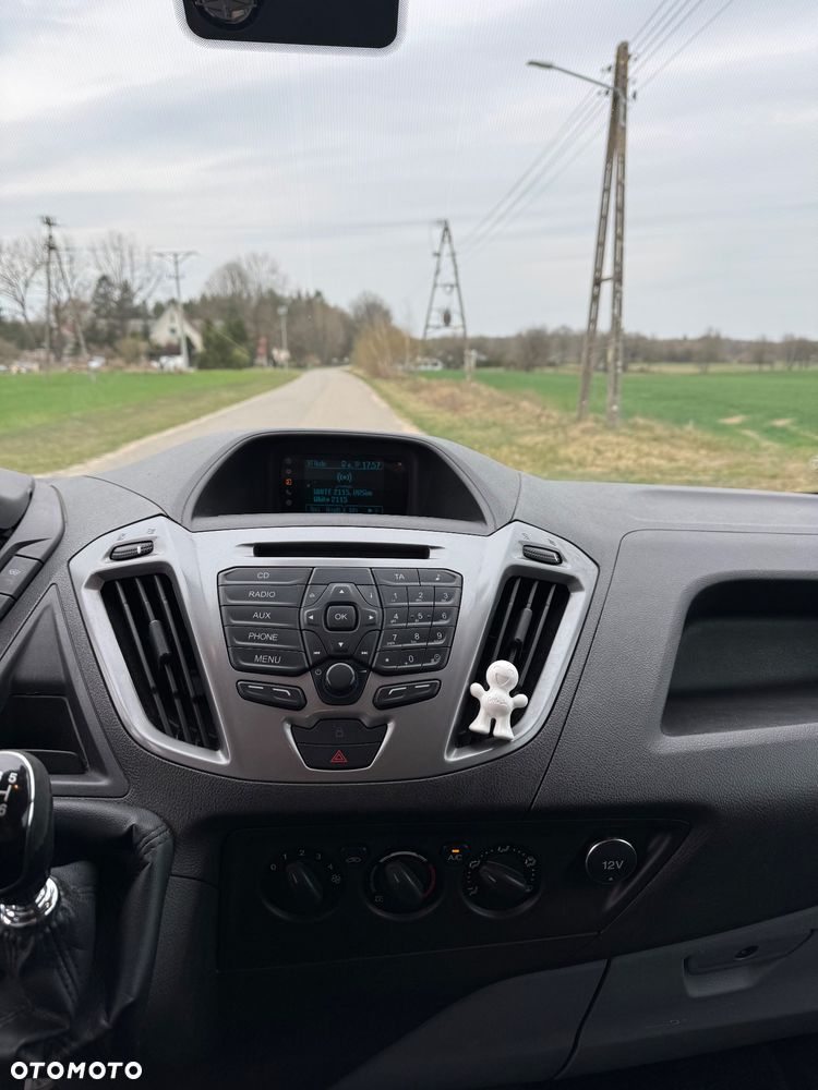 Ford Transit Custom - 13