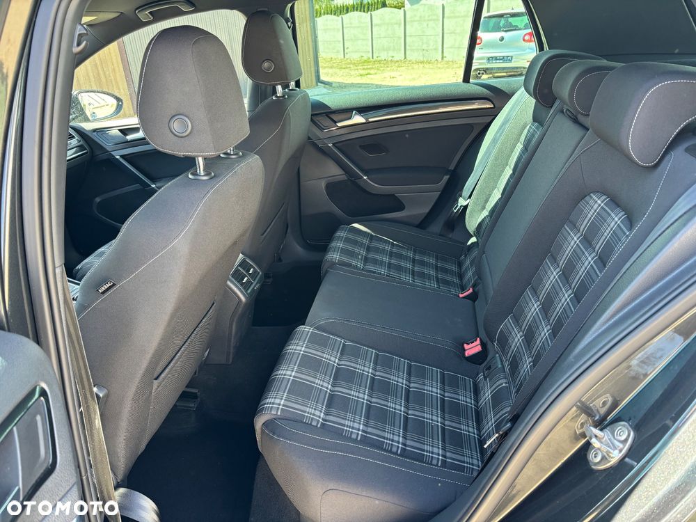 Volkswagen Golf GTD BlueMotion Technology - 16