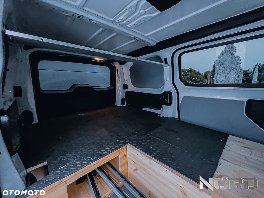 Peugeot Expert 2.0 4x4 Standard Premium - 17